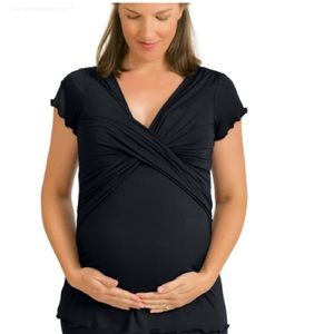 Maternity and nursing lounge top.